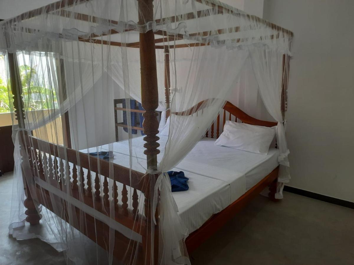 Bluefin Place To Stay Unawatuna Exteriör bild
