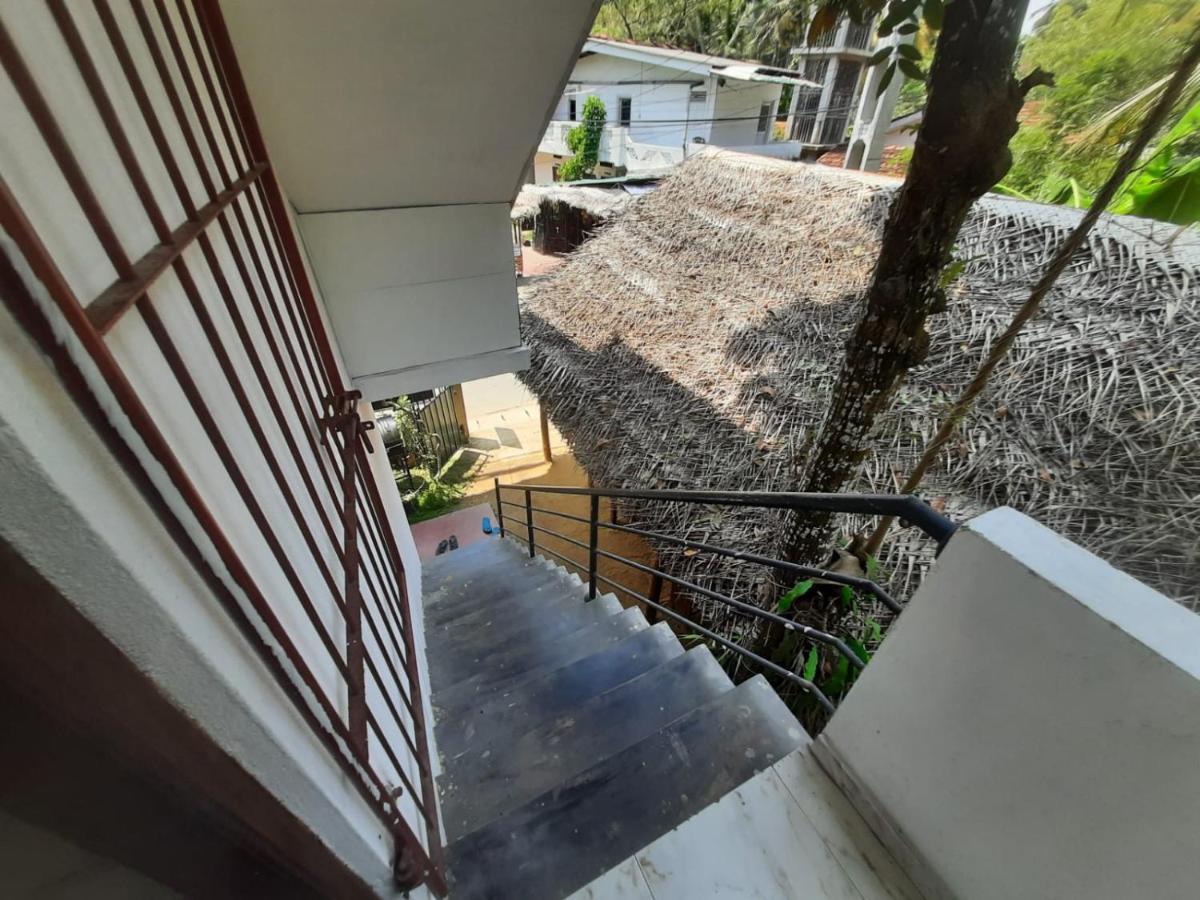 Bluefin Place To Stay Unawatuna Exteriör bild