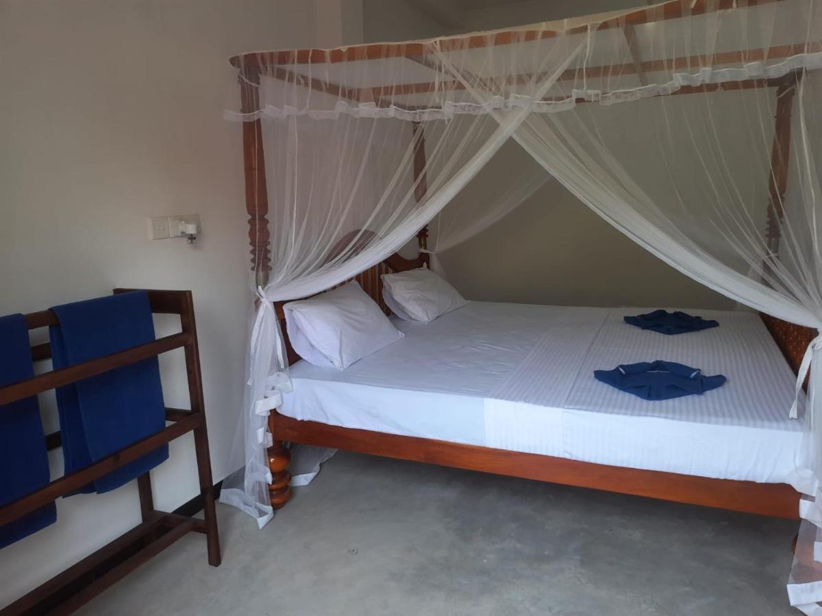 Bluefin Place To Stay Unawatuna Exteriör bild